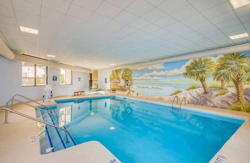 Myrtle Beach Condo | Ocean View Ocean Forest Plaza w Balcony
