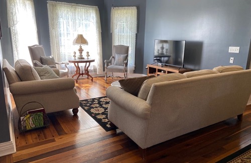 Gamaliel House | The Jackson House of Gamaliel