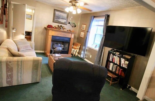 Whites Creek House | Hillbilly haven Summa