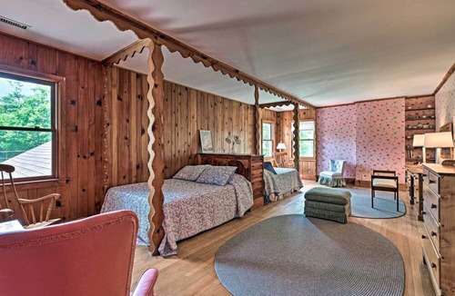 Blowing Rock House | Amazing Historic Home w/Stunning Mountain Views!
