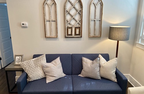 Old Village Apartment | Old Village Retreat-Shem Creek-Downtown CHS-Beach