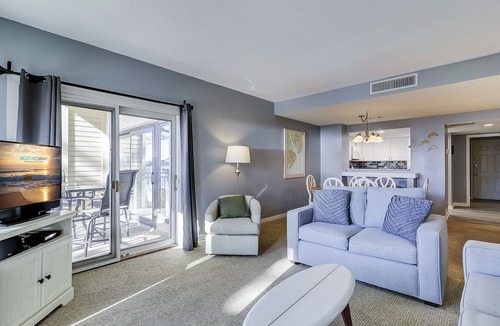 South Beach Condo | 1874 Beachside Tennis- Calibogue Sound views from every room.