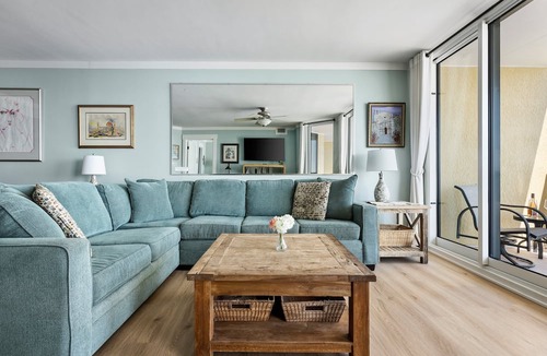 Folly Beach Condo | COV 213 - Beautiful Newly Renovated 2 Bedroom Oceanfront Villa - 2 Pools
