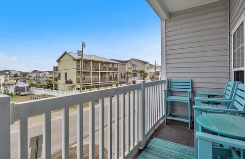Cherry Grove Beach Condo | PierWatch II 102 | Second-row Six Bedroom Condo