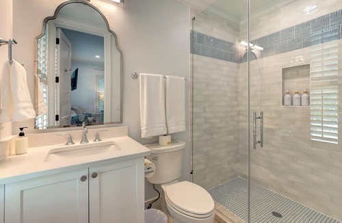 Isle of Palms House | 'Belle Mer'~ OCEAN FRONT, PRIVATE POOL, HOT TUB, ELEVATOR