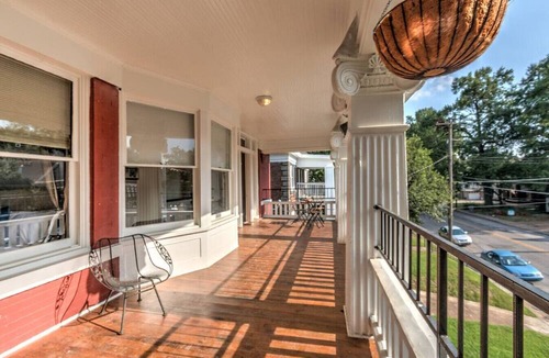 Midtown Apartment | Vibrant Chic Midtown | Near Overton & Cooper-Young