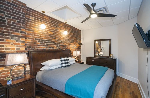 Downtown Nashville Condo | The Library-Downtown Nashville Luxury Penthouse Printers Alley Steps to Broadway