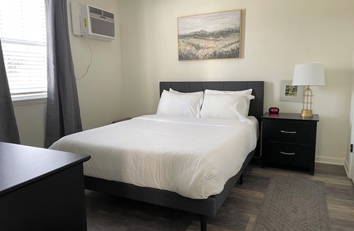 Nashville Apartment | DOWNTOWN NASHVILLE COMFY & COZY C