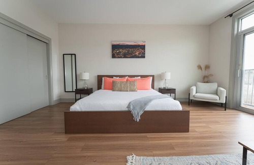 Asheville Apartment | Studio King Suite with Kitchen | 302