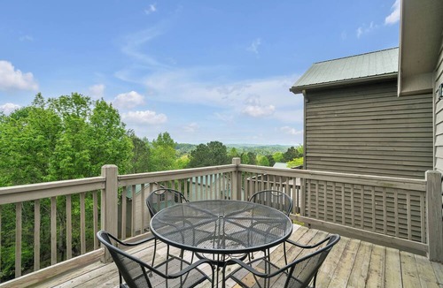 Ellijay Villa | The Villas at Coosawattee River Resort