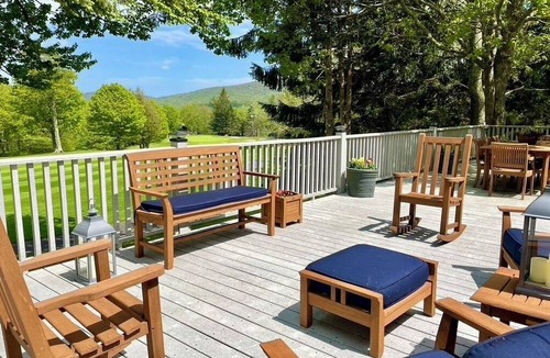 Beech Mountain Cabin | Home on the Range/Luxury Cabin on Beech Mtn Golf Course/Hot Tub/Sleeps 13