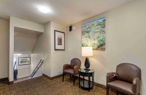 Executive Park Apartment | 2 Queen Beds | Non-Smoking, Micfridge