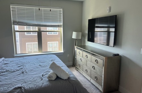 Villa Heights Condo | Cozy 1-bedroom Luxury condo in charming Charlotte