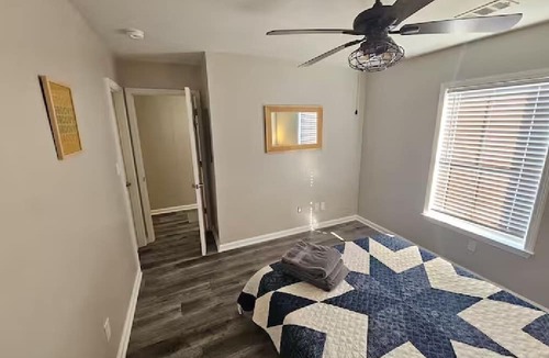 Harbison House | Hampton Oaks Hideaway