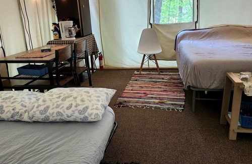 Grandview RV Rental | Cozy Treehouse Tent with Forest Trails near Waterfalls in Cumberland Plateau, TN