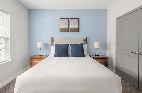 Ooltewah Apartment | Landing | Beautiful 2BD, Pool, Clubhouse