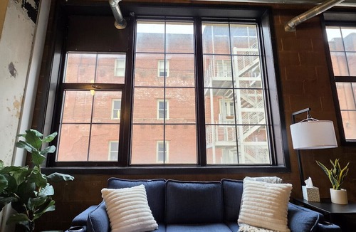 Old City Condo | Historic Downtown Loft Walk to UT & Market Sq Pet Friendly