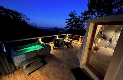 Apple Ridge Apartment | GeoDome 100 mi Views 2½ mi to BR