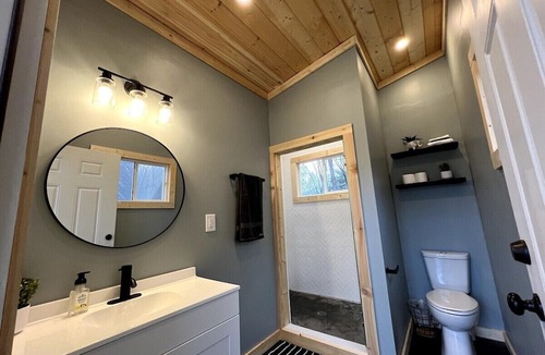 Apple Ridge Apartment | TreePod Big Views 2.5 mi to BR