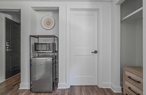 Charlotte Street Apartment | The Furman Building