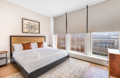Downtown Nashville Cottage | The Saddlery - Mic Drop - Walk to Broadway
