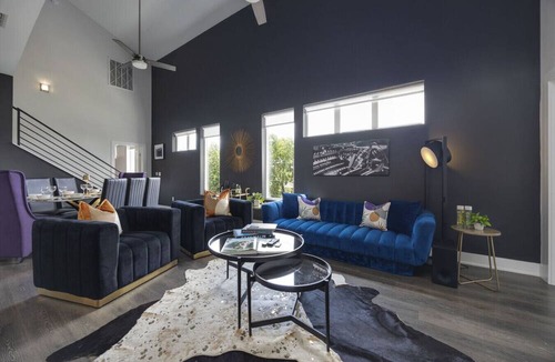 West End Apartment | Amazing Downtown Nashville on Westend with 13 beds