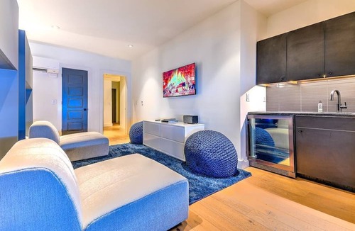 Arts District Apartment | Walk 2 Broadway|5BR DT Loft + Rooftop - Sleeps 16!
