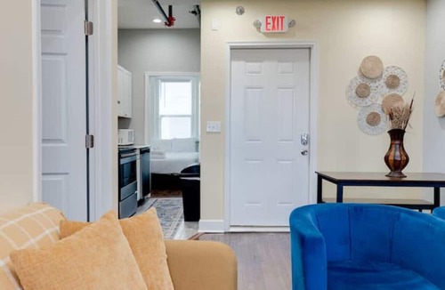West End Apartment | Vacation stay walkable to Vanderbilt, bars and dining