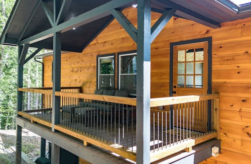 Ellijay Cabin | Secluded Coosawattee Cabin: Ideal Ellijay Retreat for Rest & Relaxation