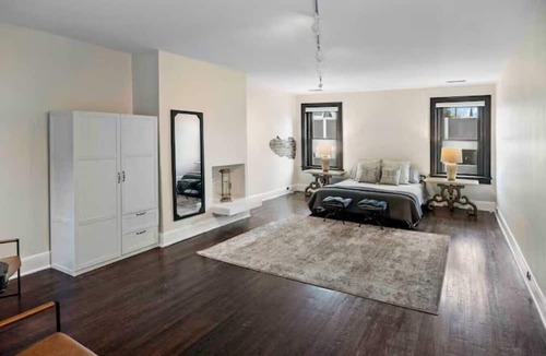 Downtown Knoxville Condo | 2 Min to Market Square & Gay St - 5 min to Neyland