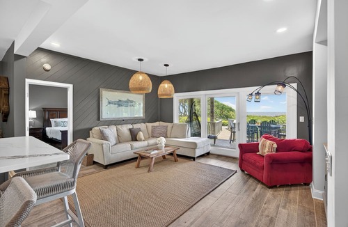 West Beach Village Condo | Exclusive Seascape in West Beach Village! 3 King Beds! Oceanfront!