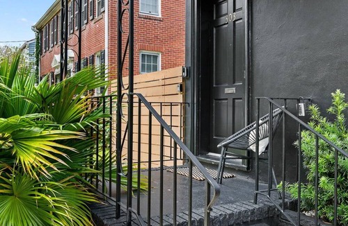 Charleston Apartment | Casa Luna | Walk to Lowndes Grove + Hampton Park