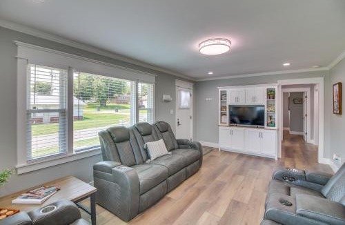 Tompkinsville House | Near Dale Hollow Lake! Updated 'Cozy Corner' Home