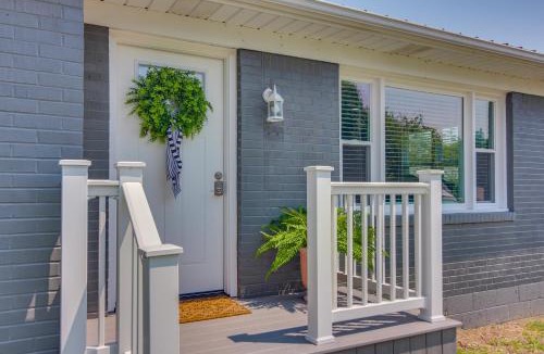 Tompkinsville House | Near Dale Hollow Lake! Updated 'Cozy Corner' Home