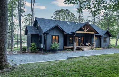 Mills River House | Carolina Cabin