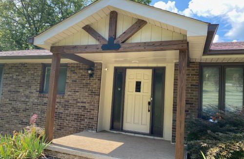 Ashley Oaks House | Melton Away - Knoxville/Oak Ridge