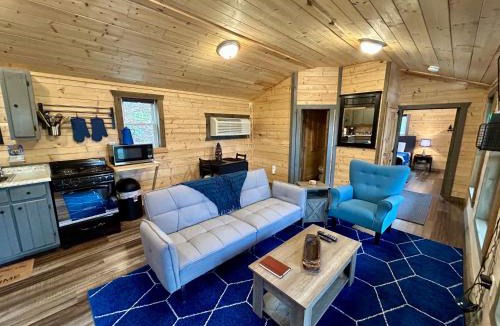 Primrose House | Hikers Midnight - Quiet RRG Cabin - WiFi -Perfect Location - ECO Friendly