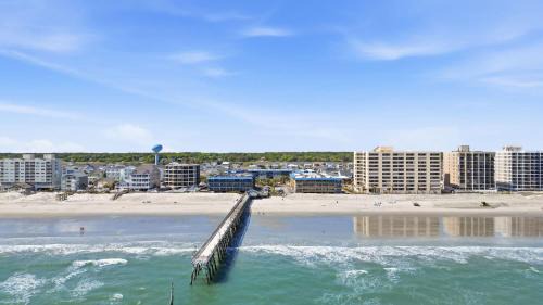 North Myrtle Beach House | Tide Time Oceanfront at Sea Cabin w Pool