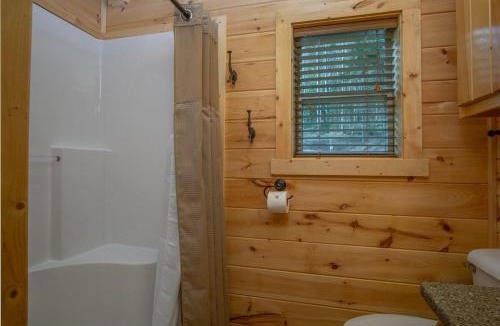 Pisgah Forest House | Creekside Log Cabin · Creekside Log Cabin
