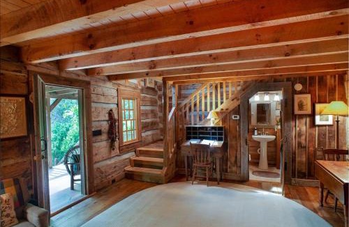Pisgah Forest House | Aunt Babbies Cabin · Aunt Babbies Cabin