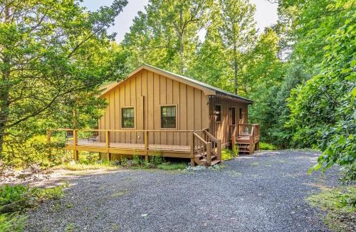 Pisgah Forest House | Mai`s Rock Cabin with view · Mai`s Rock Cabin with view