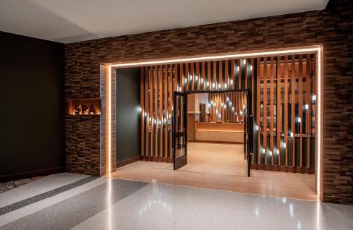 Murphy Hotel | Harrah's Cherokee Valley River Hotel & Casino - A Caesars Rewards Destination