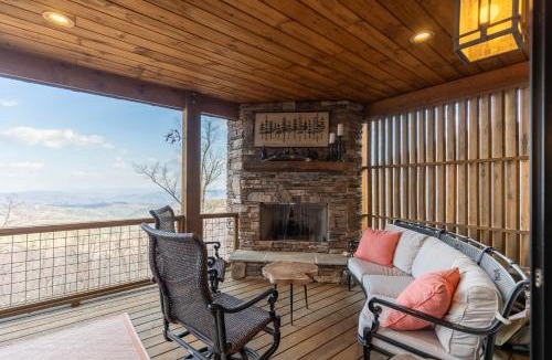 Lenoir House | The Lookout at Blue Ridge Mountain Club