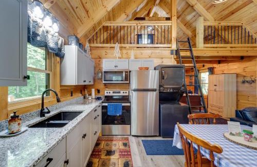 Claypool Hill House | The Little Deer Cabin - Hot Tub Stone Fireplace