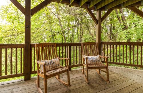 Boone House | Mountain Log Cabin Near ASU with Soaking Tub & Views
