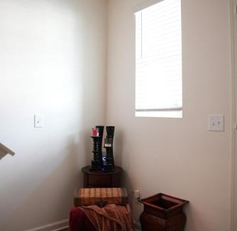Clarkdale House | 3BR Home 15 Min from Downtown Atlanta Driveway & street parking free