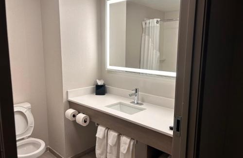 Murphy Hotel | Holiday Inn Express & Suites Murphy by IHG