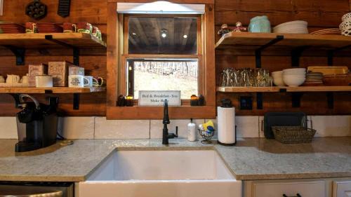 Lynn House | Deer Haven by AvantStay