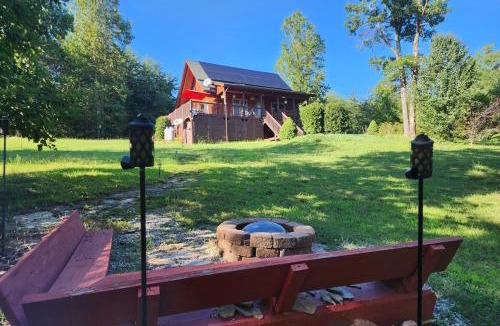 Sweetbriar Farms House | Solar powered log cabin with mountain views, 3acres