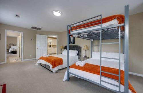 West Meade House | Relaxing 3BR Retreat 15 Minutes to Broadway